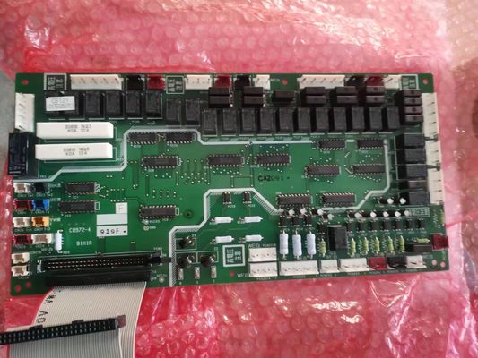 kwaliteit  Hitachi screw water chiller I/O motherboard C0972 parts  cold water machineG7B00100A fabriek