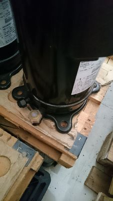 Multi lijn Hitachi Hisense compressor 500DHM-80D1 toepassen ziekenhuis Fabriek School Centraal airconditioning