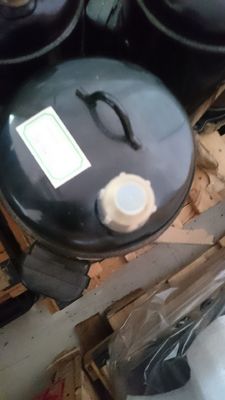 Multi lijn Hitachi Hisense compressor 500DHM-80D1 toepassen ziekenhuis Fabriek School Centraal airconditioning