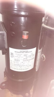 HITACHI-omvormergestuurde compressoren E655DHD-6D2